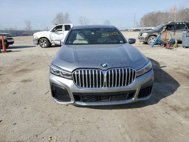 BMW 750 M* SPORT* XDRIVE* ДИГИТАЛНО* ТАБЛО* BOWER* WILKINS - изображение 5