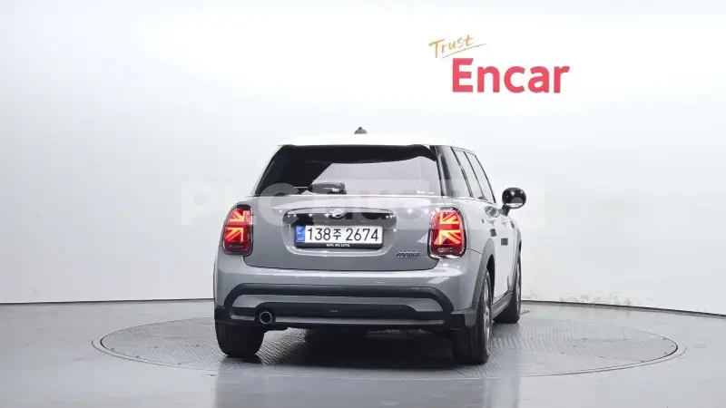 Mini Cooper 1.5L Реални км / Carfax, снимка 4 - Автомобили и джипове - 54653114