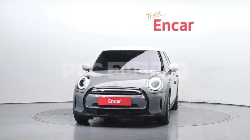 Mini Cooper 1.5L Реални км / Carfax, снимка 3 - Автомобили и джипове - 54653114