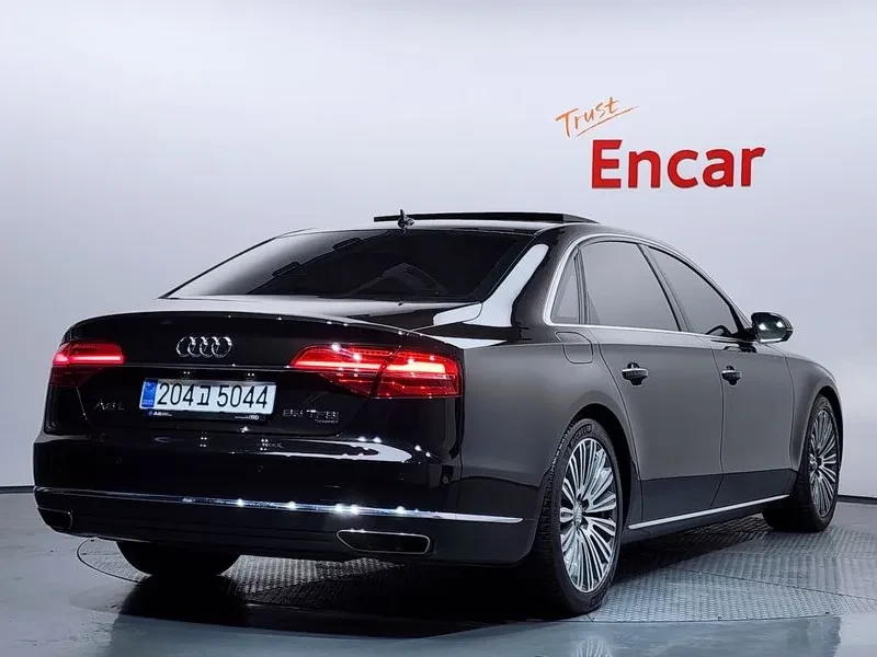 Audi A8, снимка 2 - Автомобили и джипове - 54831730