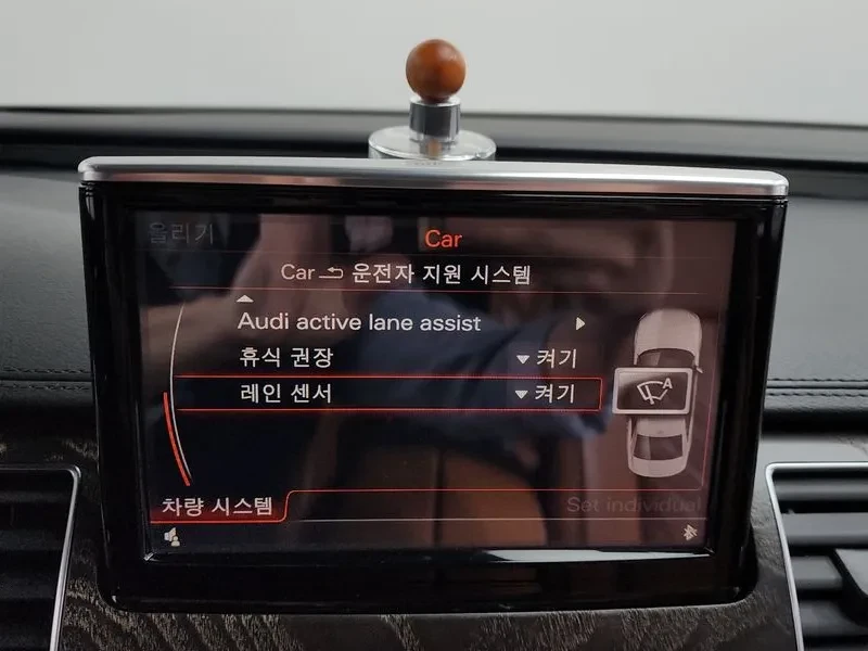 Audi A8, снимка 16 - Автомобили и джипове - 54831730