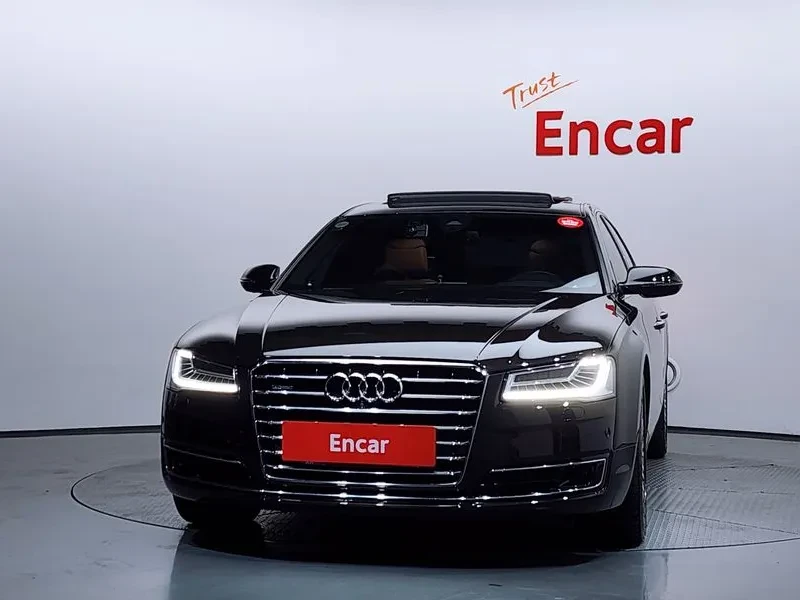 Audi A8, снимка 3 - Автомобили и джипове - 54831730