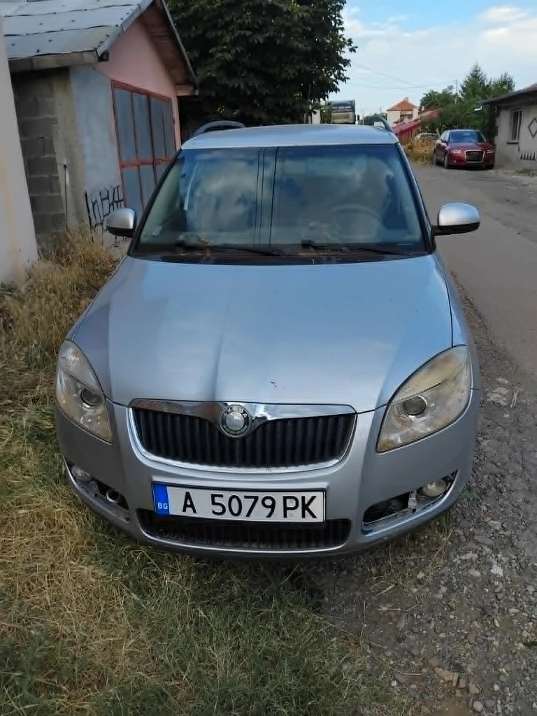 Skoda Fabia 1.2, снимка 2 - Автомобили и джипове - 55247406