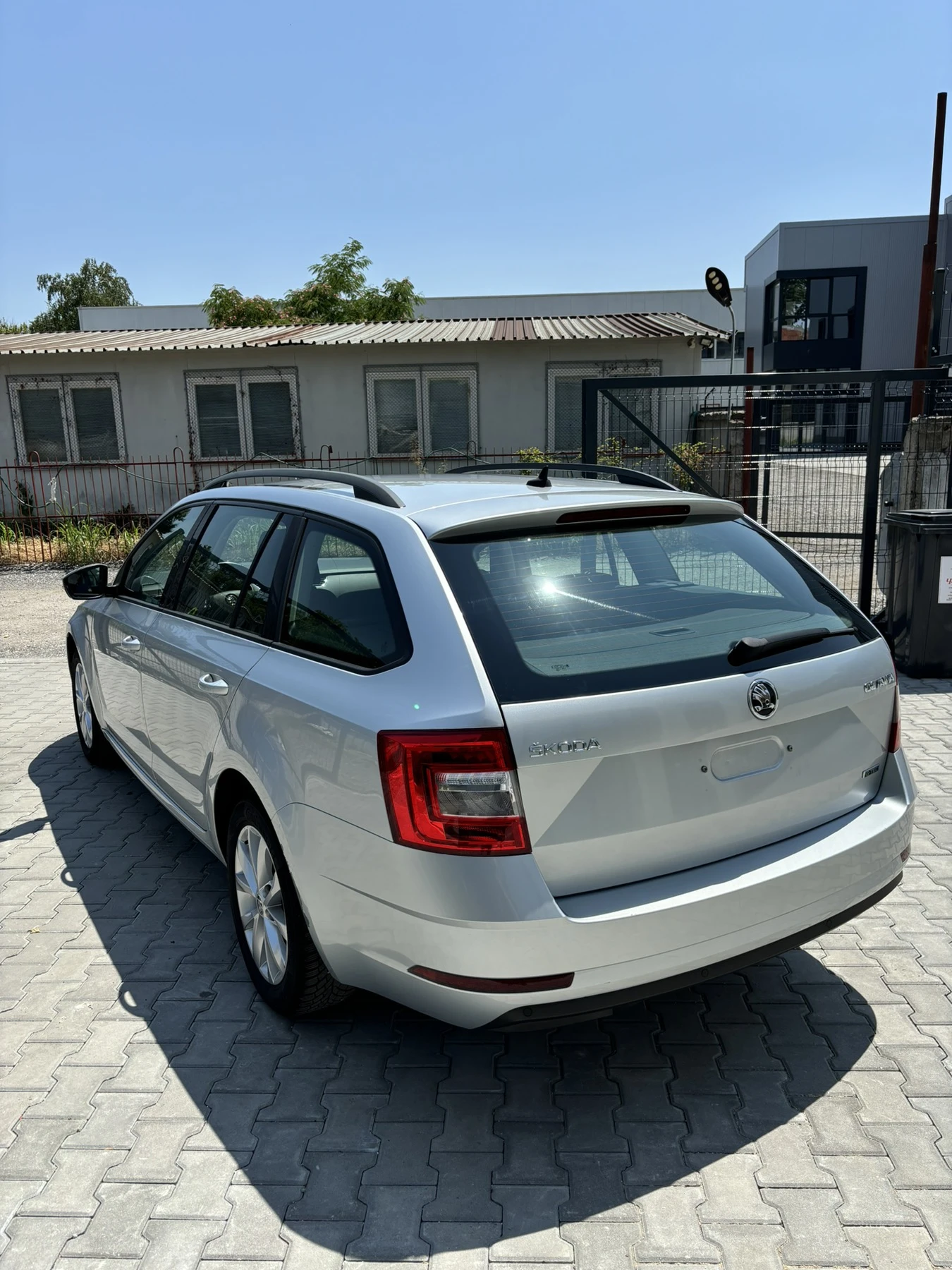 Skoda Octavia 1.5 METAH G-TEC - изображение 4