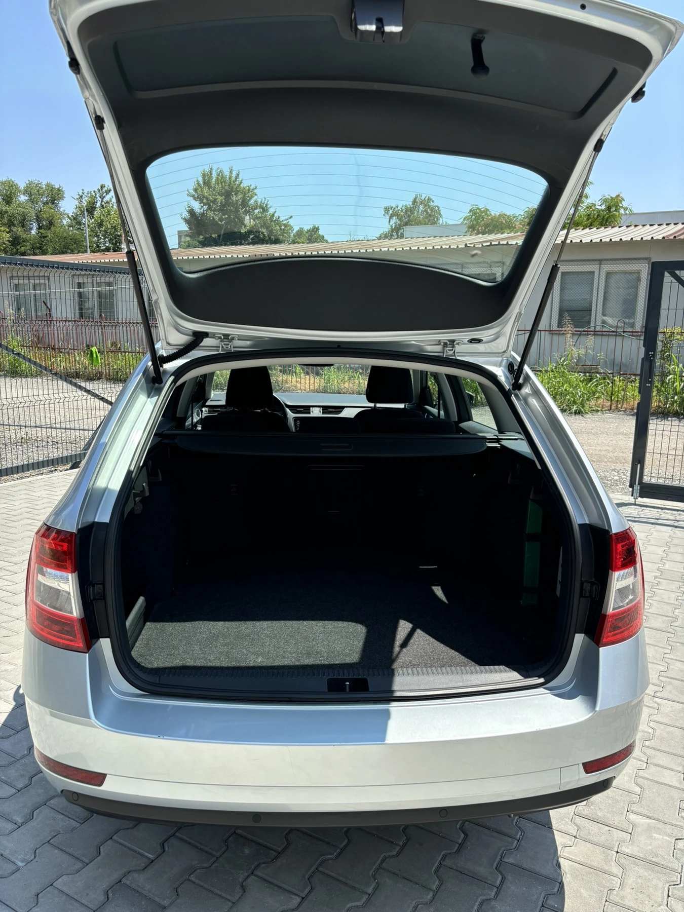 Skoda Octavia 1.5 METAH G-TEC - изображение 7