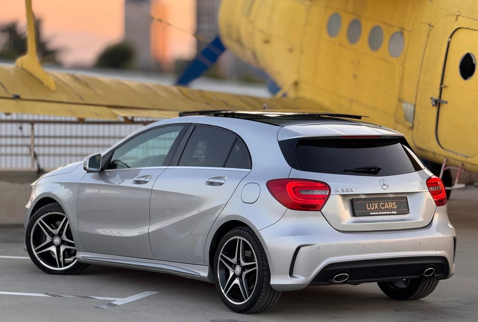 Mercedes-Benz A 220 - Amg - Panorama - Led - Navi - Cruise - - изображение 4