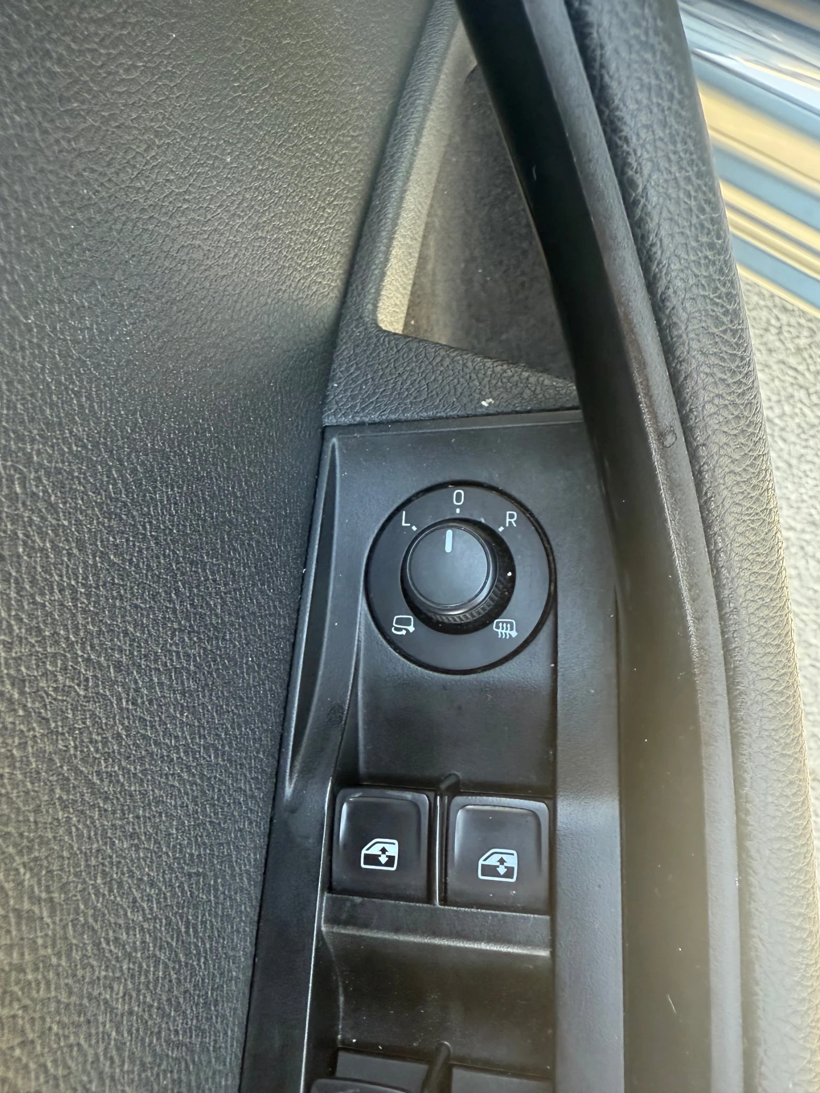 Skoda Superb Skoda superb 2.0 TDI DSG 4X4 - изображение 6