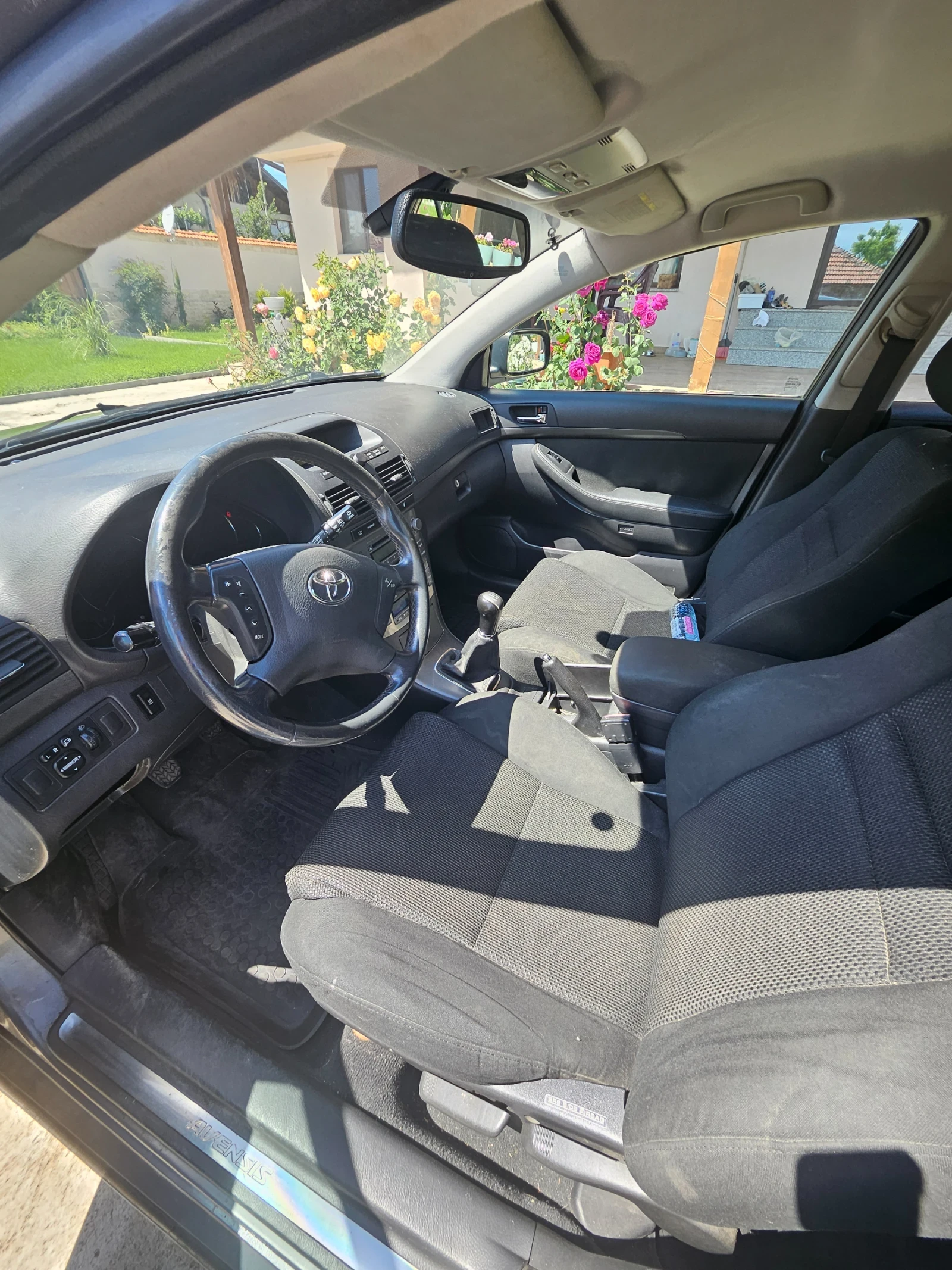 Toyota Avensis  - изображение 9