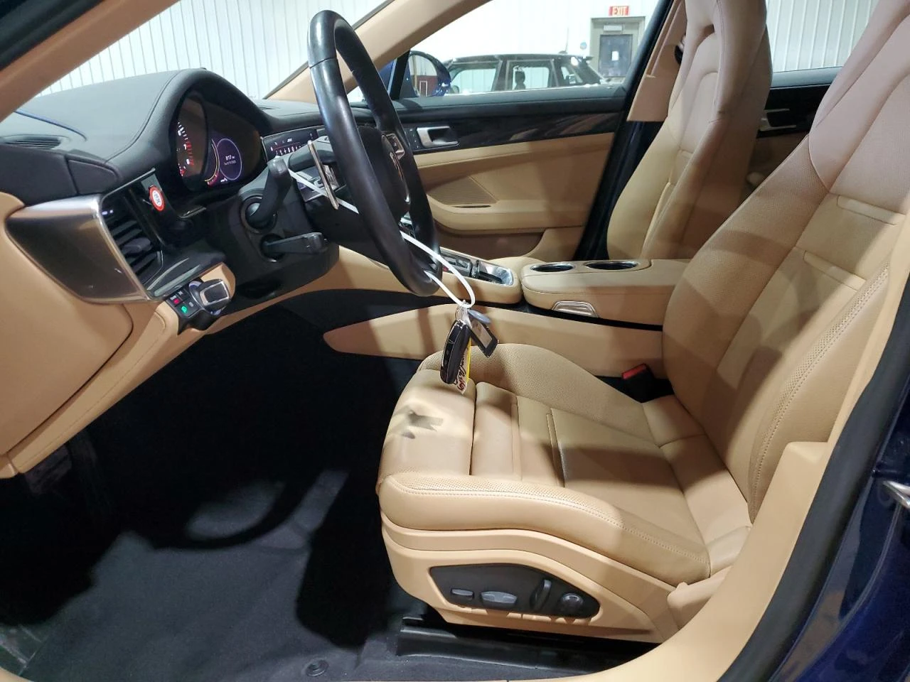Porsche Panamera  - изображение 8