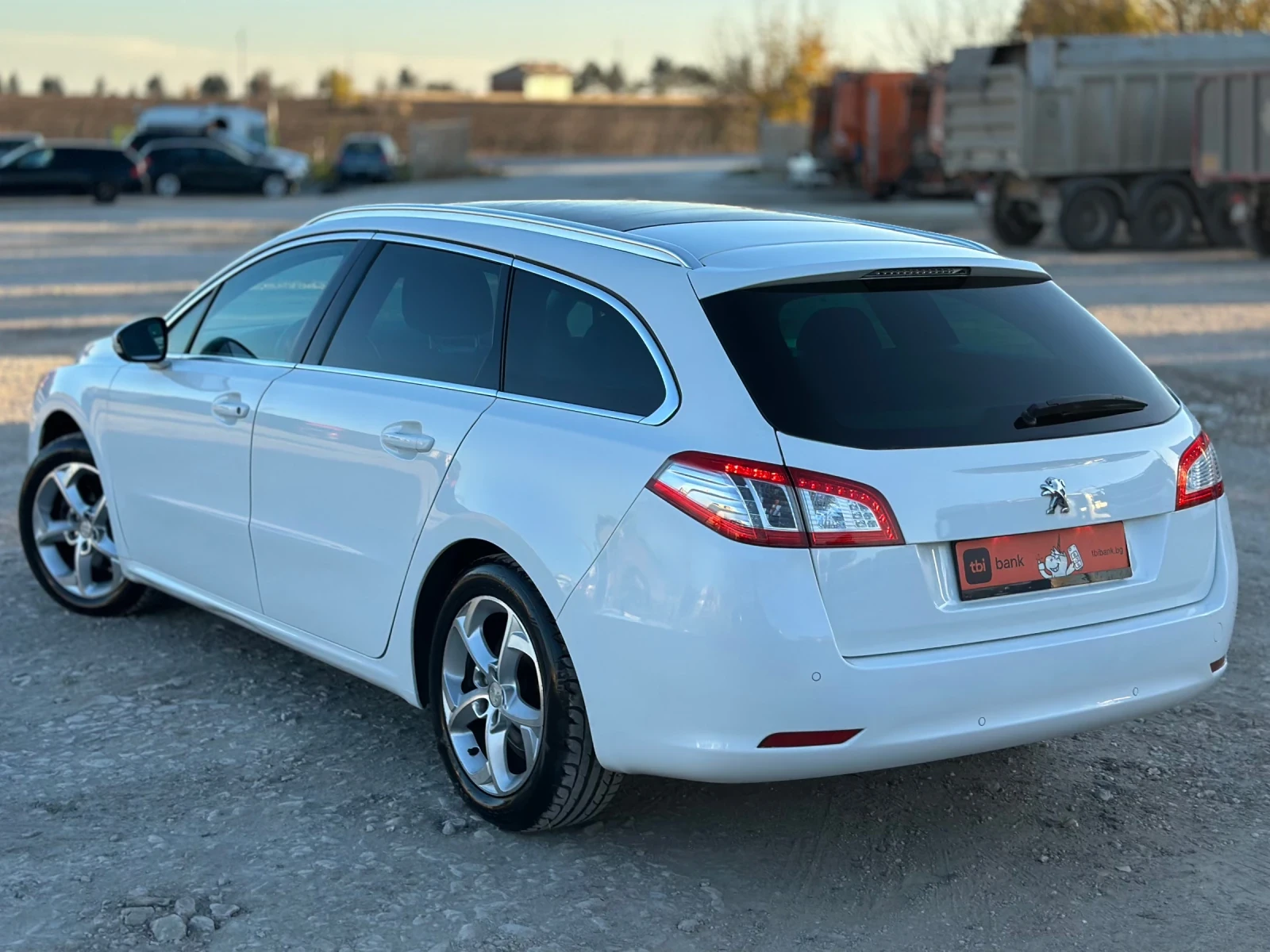 Peugeot 508 ALLURE / 2.0 HDI 163HP / АВТОМАТИК / РЕАЛЕН ПРОБЕГ - изображение 4