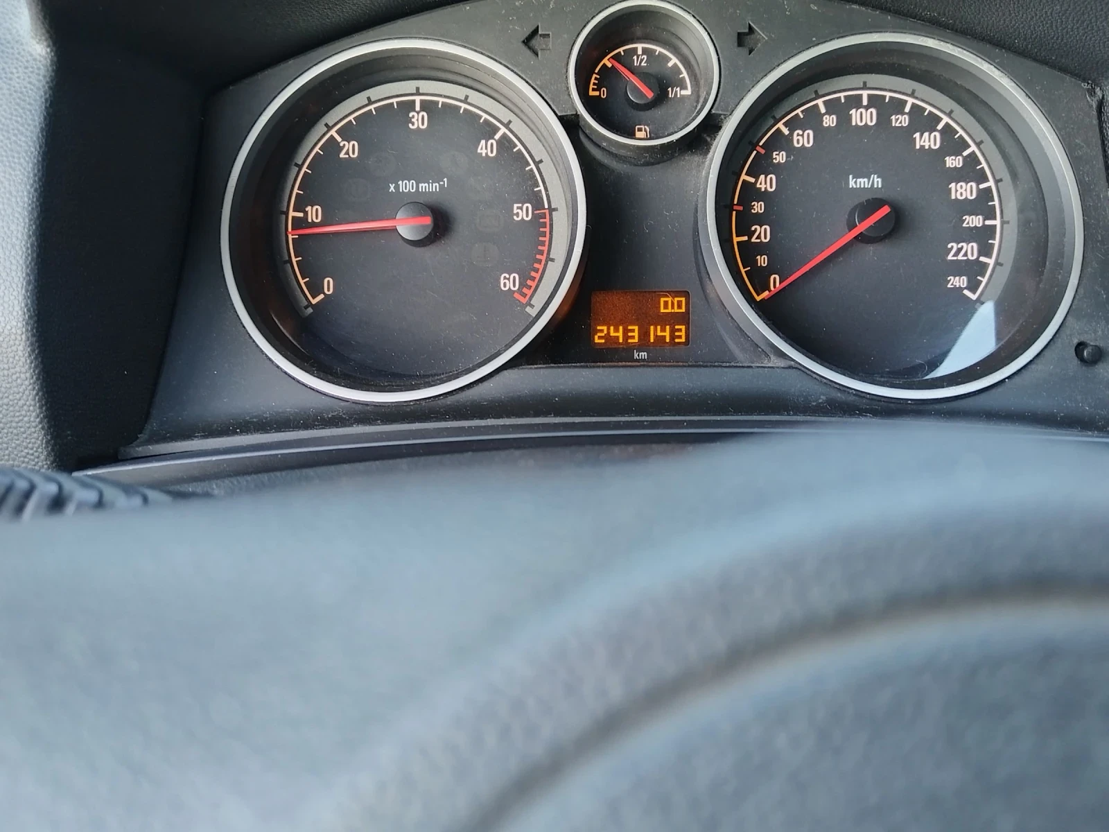 Opel Zafira 1.7D. 7    | Mobile.bg   16