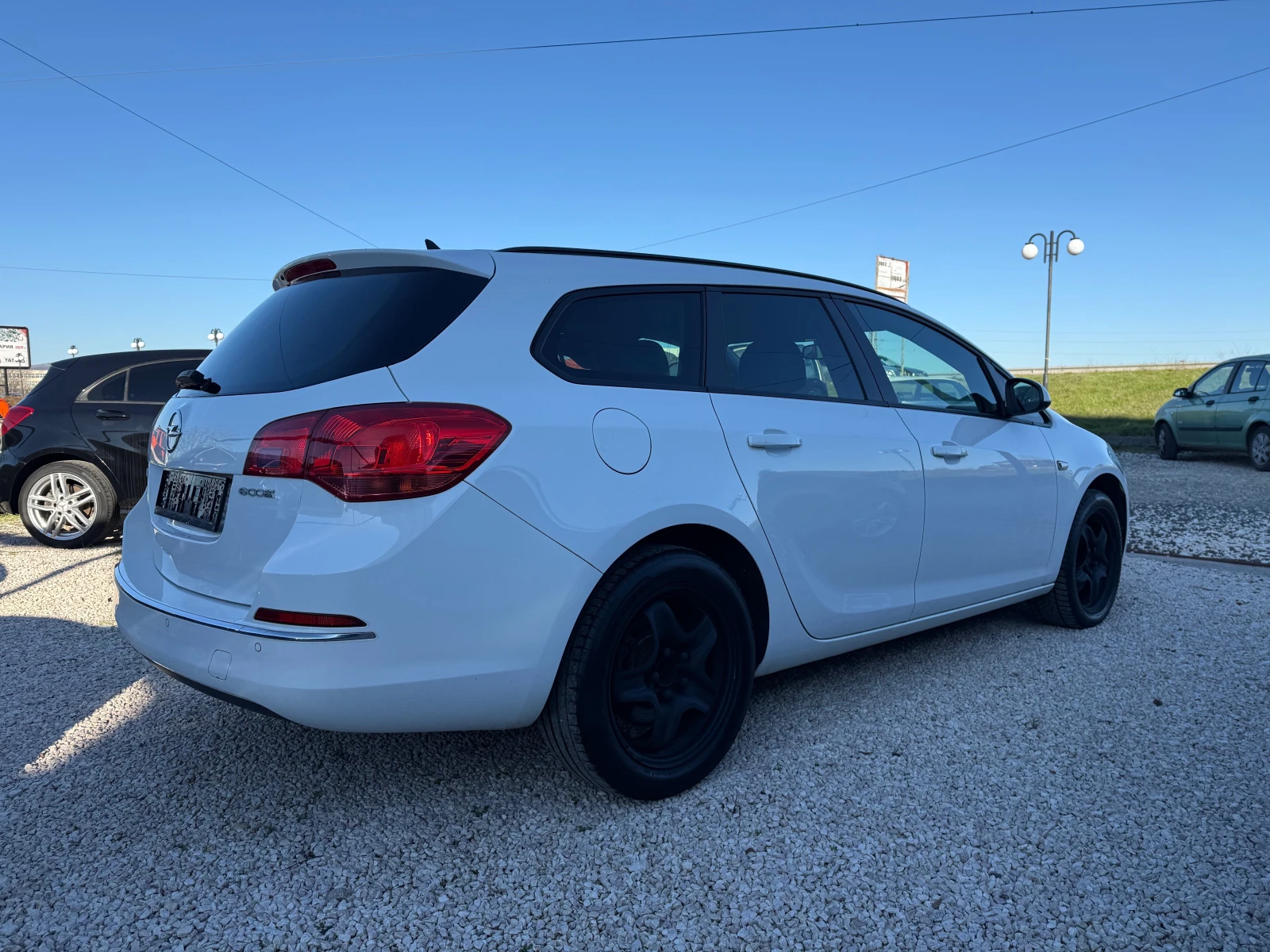 Opel Astra 2.0CDTi, Facelift - изображение 4