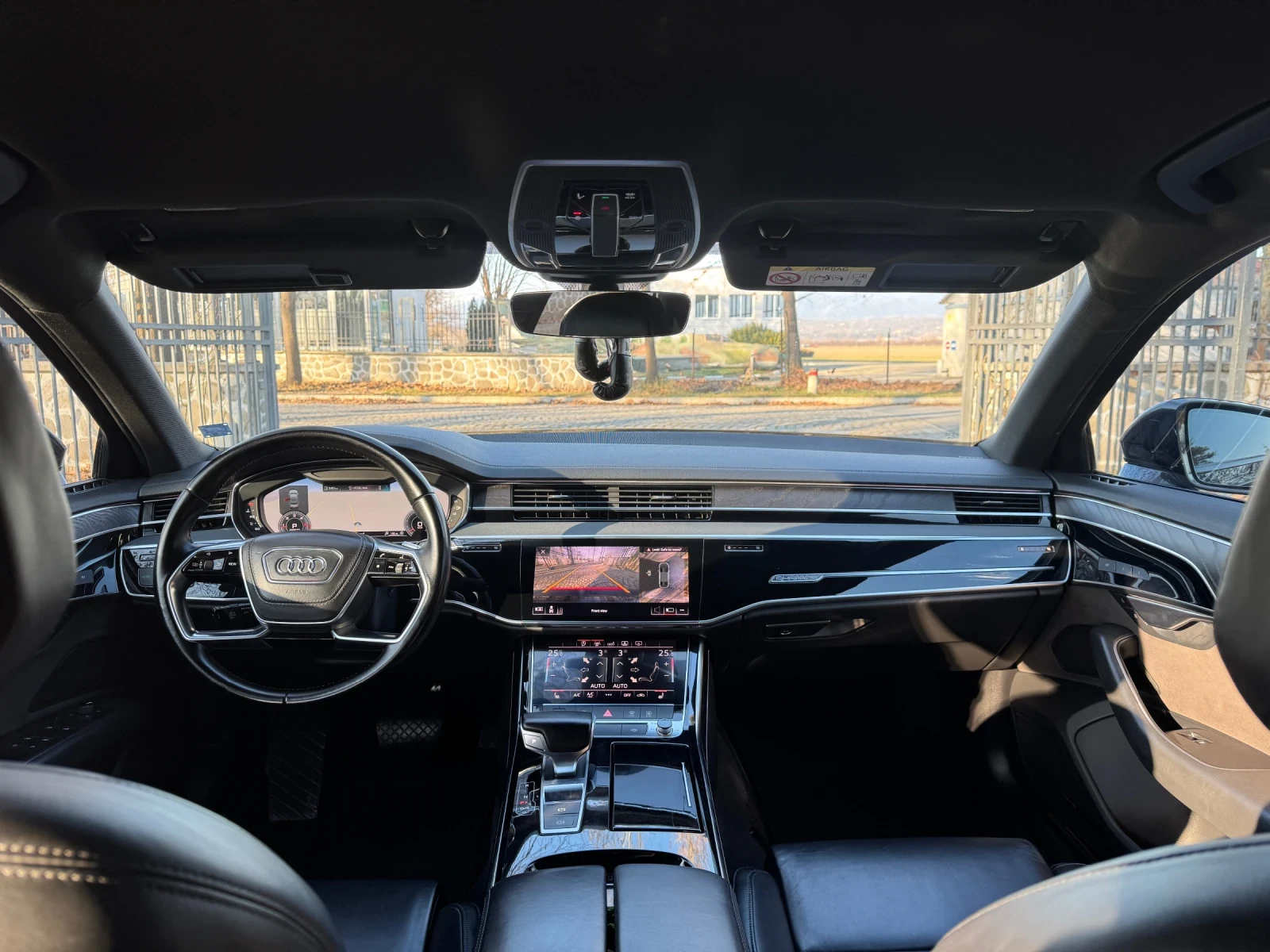 Audi A8 LONG Black edition  - изображение 10