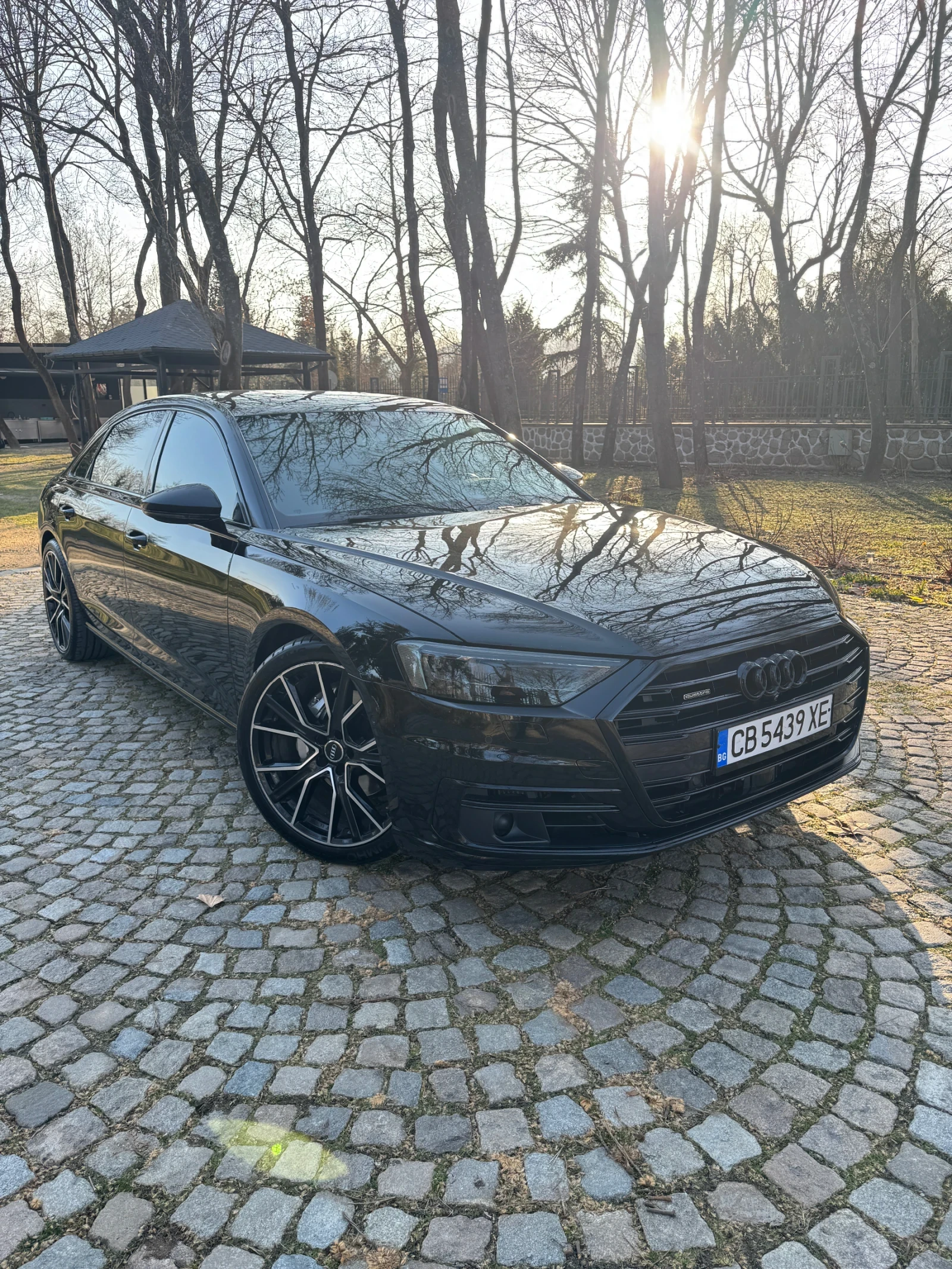 Audi A8 LONG Black edition  - изображение 2