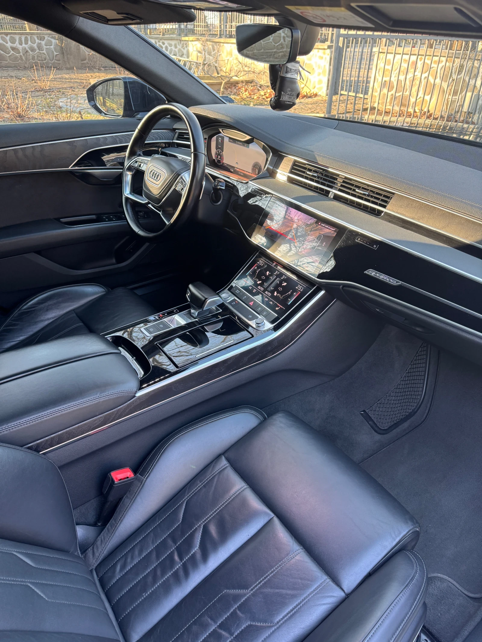 Audi A8 LONG Black edition  - изображение 9