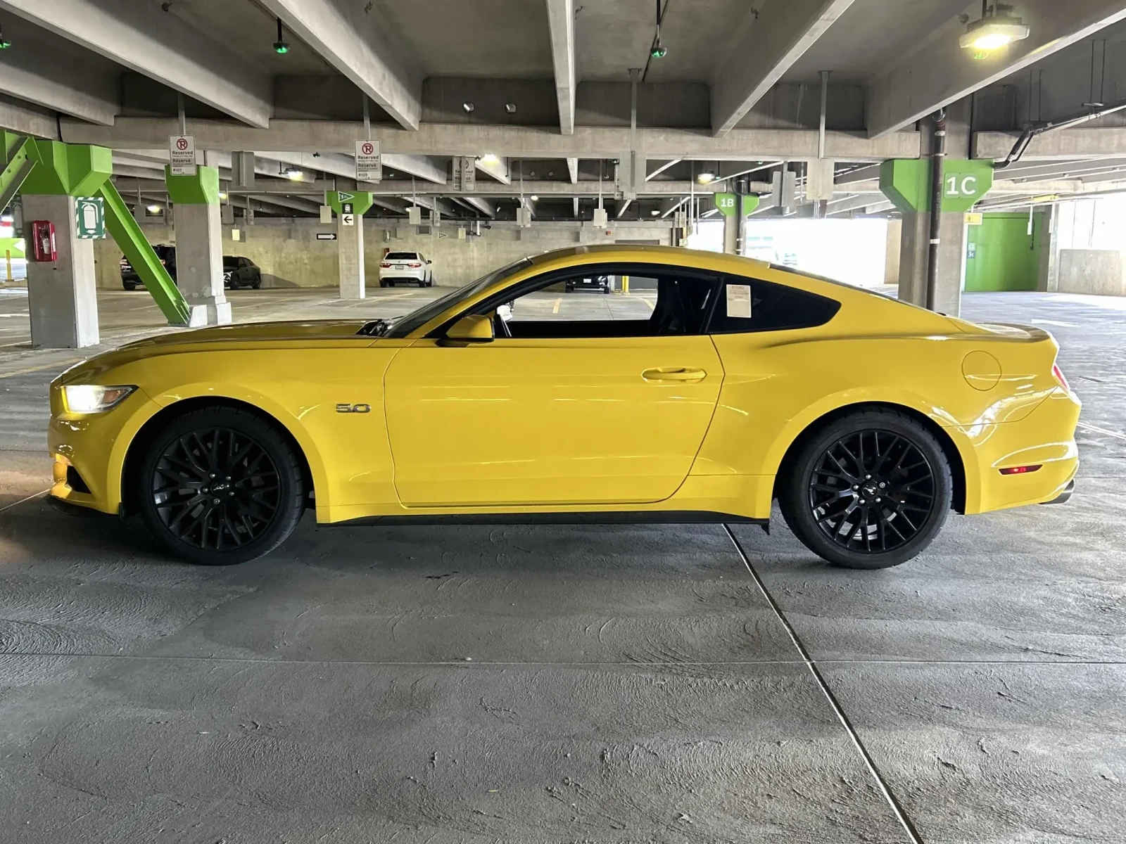 Ford Mustang 5.0 V8 CARFAX  - изображение 2