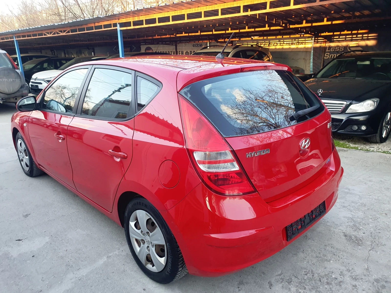 Hyundai I30 1.4 GAZ KLIMA 4 VR, снимка 5 - Автомобили и джипове - 53761376