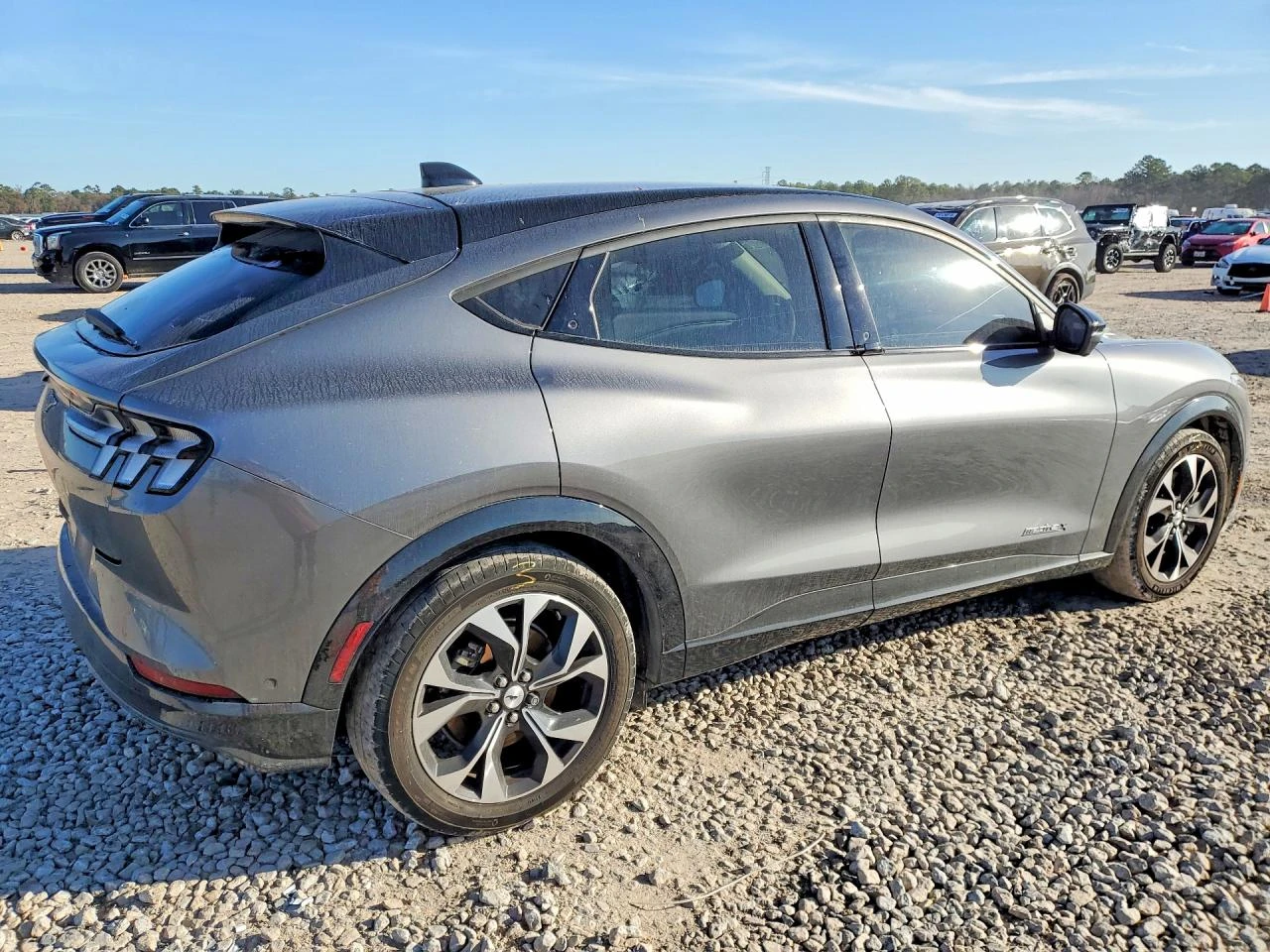 Ford Mustang Mach-E Mach-E Premium, снимка 5 - Автомобили и джипове - 53947256