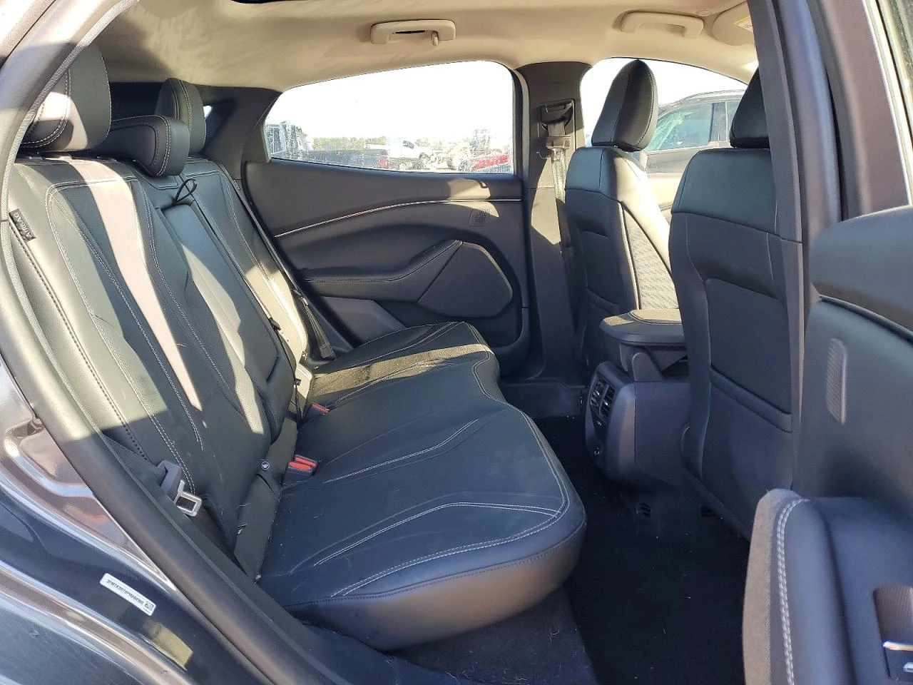 Ford Mustang Mach-E Mach-E Premium, снимка 11 - Автомобили и джипове - 53947256