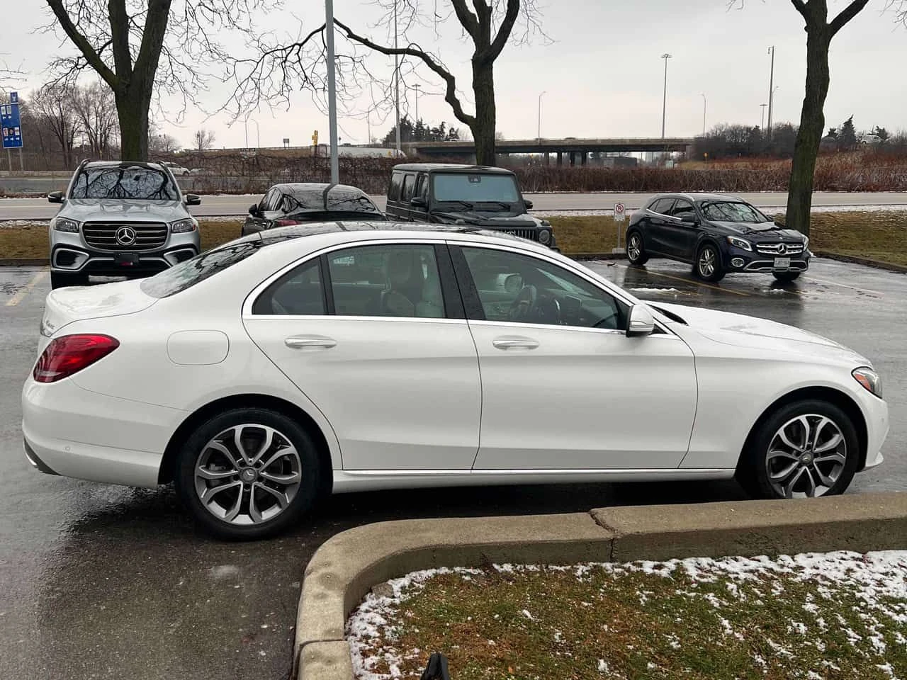 Mercedes-Benz C 300 * CARFAX * ���� �� �� | Mobile.bg � ����������� 4