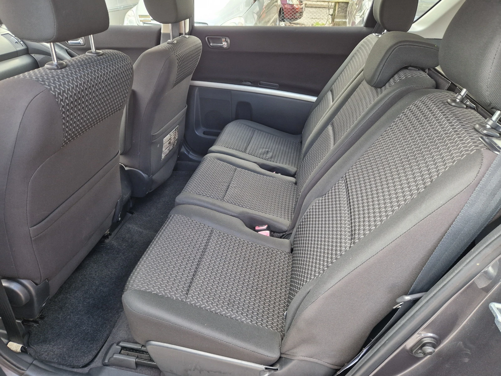 Toyota Corolla verso 1.8 vvti, снимка 15 - Автомобили и джипове - 54081104