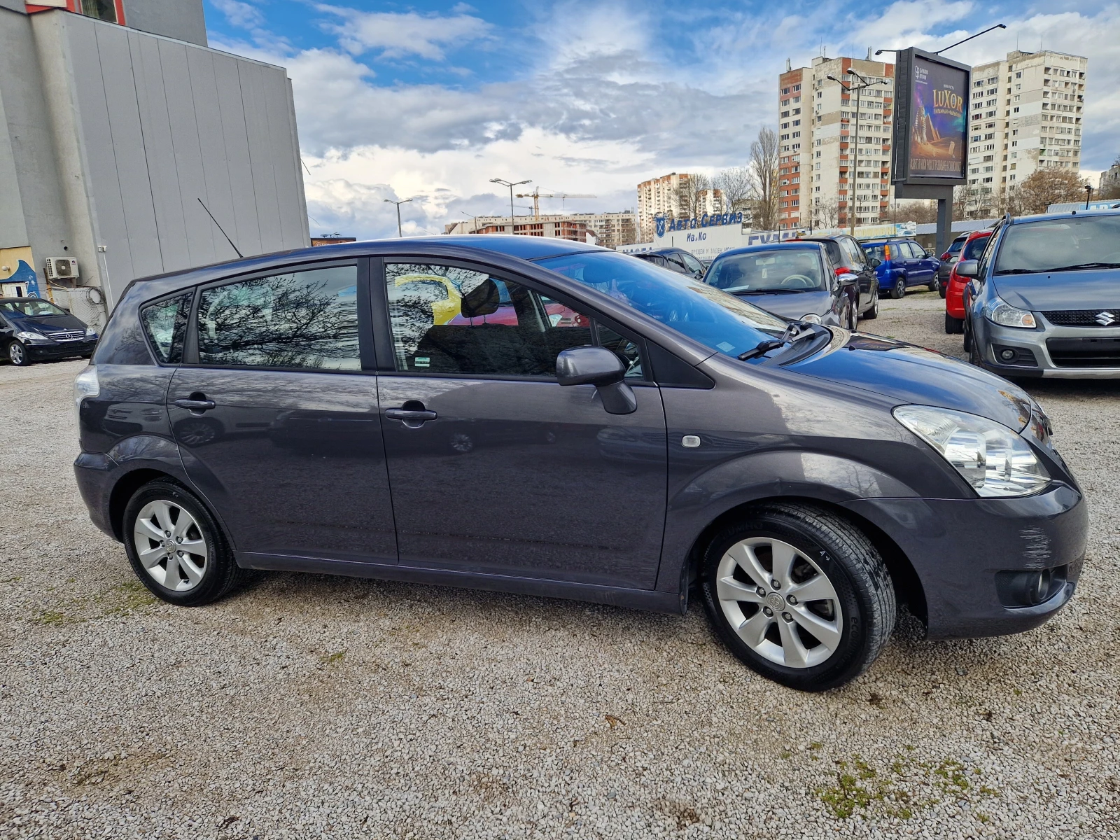 Toyota Corolla verso 1.8 vvti, снимка 4 - Автомобили и джипове - 54081104