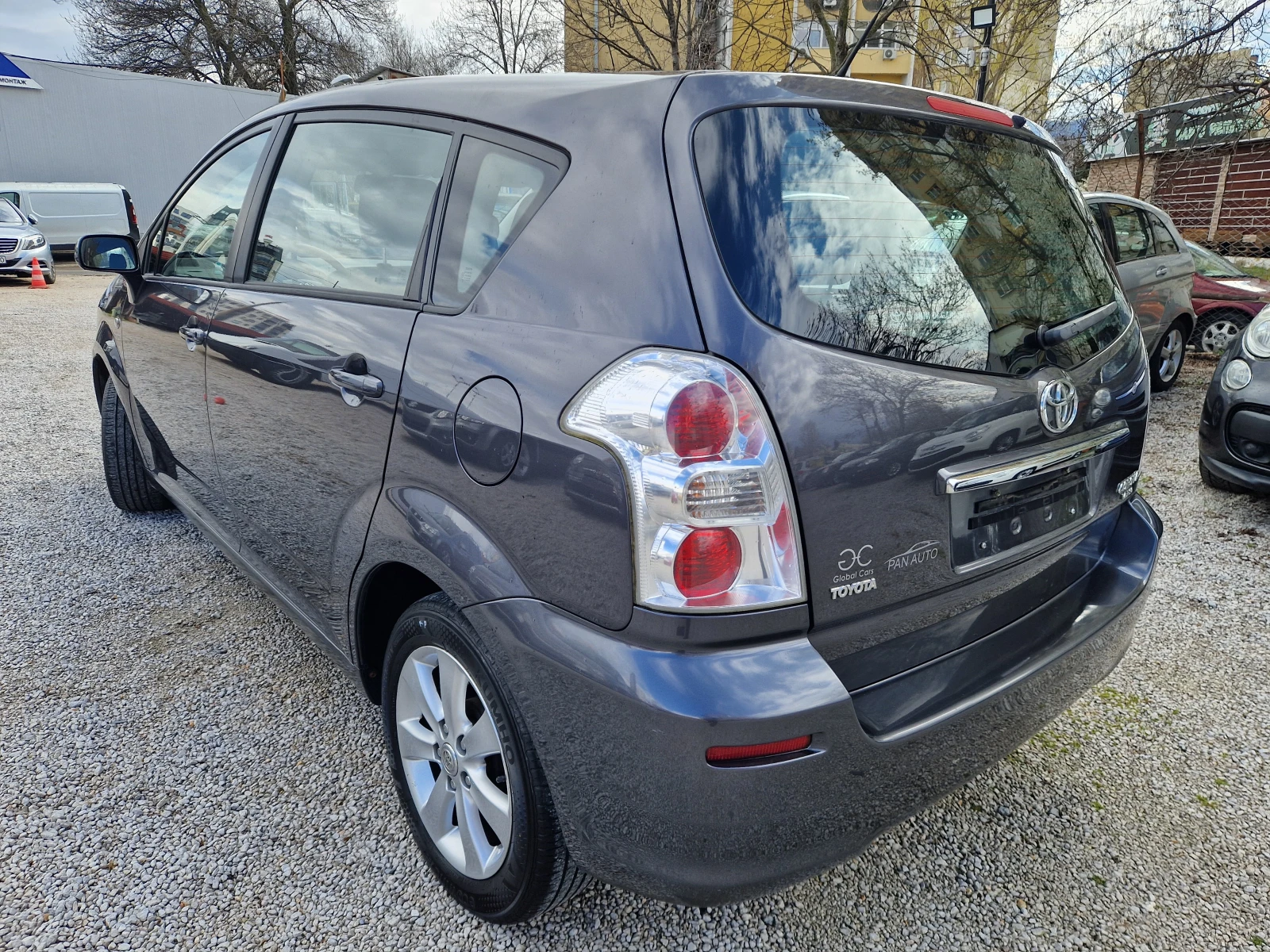 Toyota Corolla verso 1.8 vvti, снимка 7 - Автомобили и джипове - 54081104