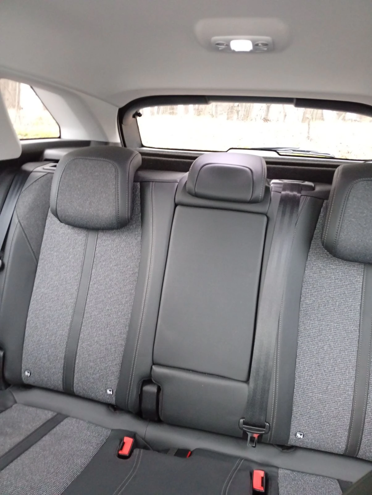 Peugeot 3008 1.6 PHEV, снимка 13 - Автомобили и джипове - 54445010
