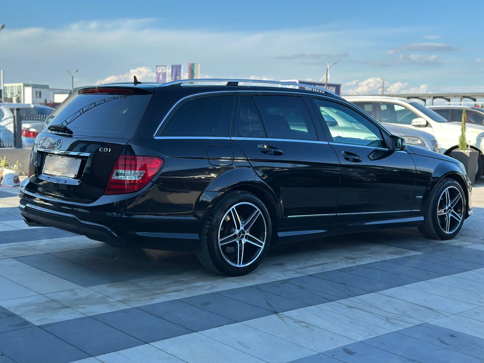 Mercedes-Benz C 220 * AMG Line* Facelift* 170к.с.* , снимка 5 - Автомобили и джипове - 54568107