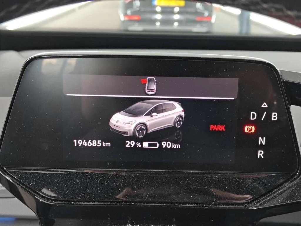 VW ID.3  58 kWh 1st Edition, снимка 4 - Автомобили и джипове - 54615367