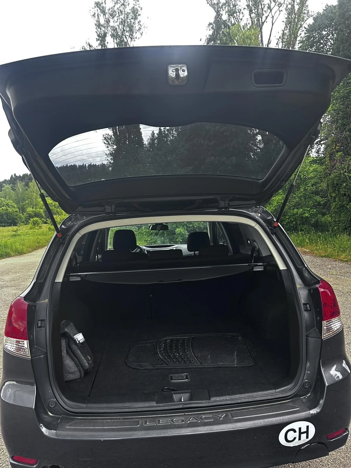 Subaru Legacy 2.0 symmetrical , снимка 8 - Автомобили и джипове - 54736266
