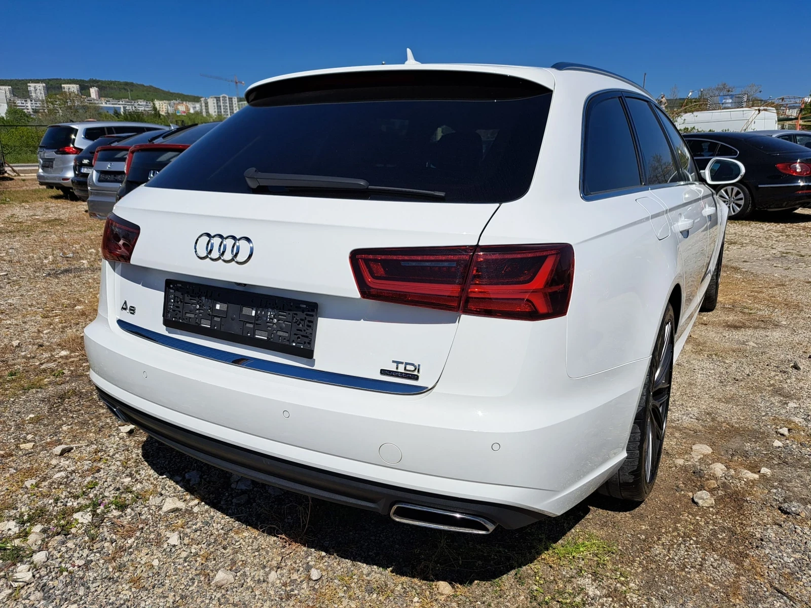 Audi A6 3.0 D 4x4 face lift , снимка 6 - Автомобили и джипове - 54797009