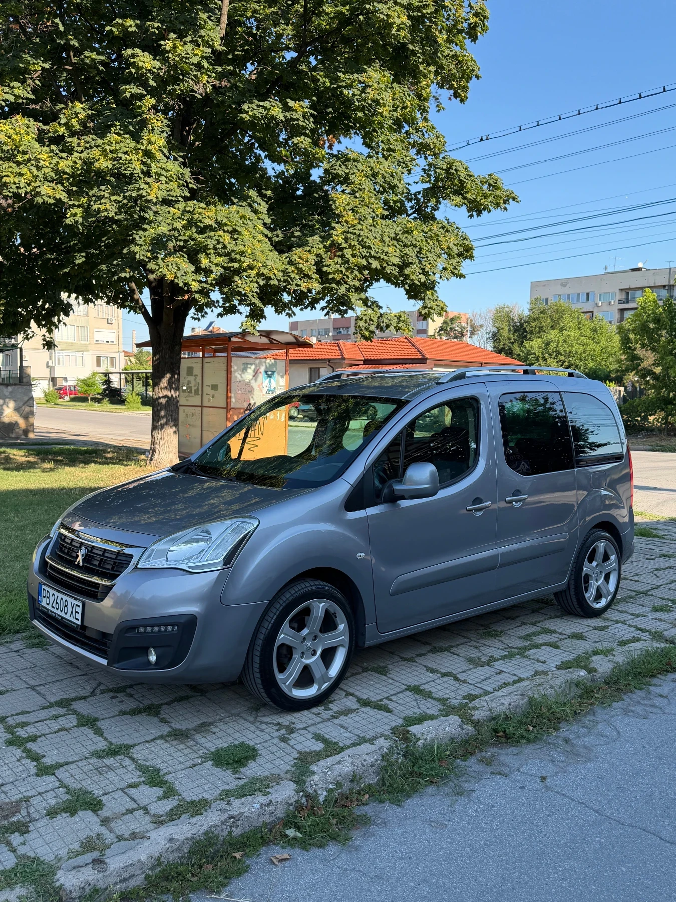 Peugeot Partner 1.6HDI FACELIFT, снимка 2 - Автомобили и джипове - 55238644
