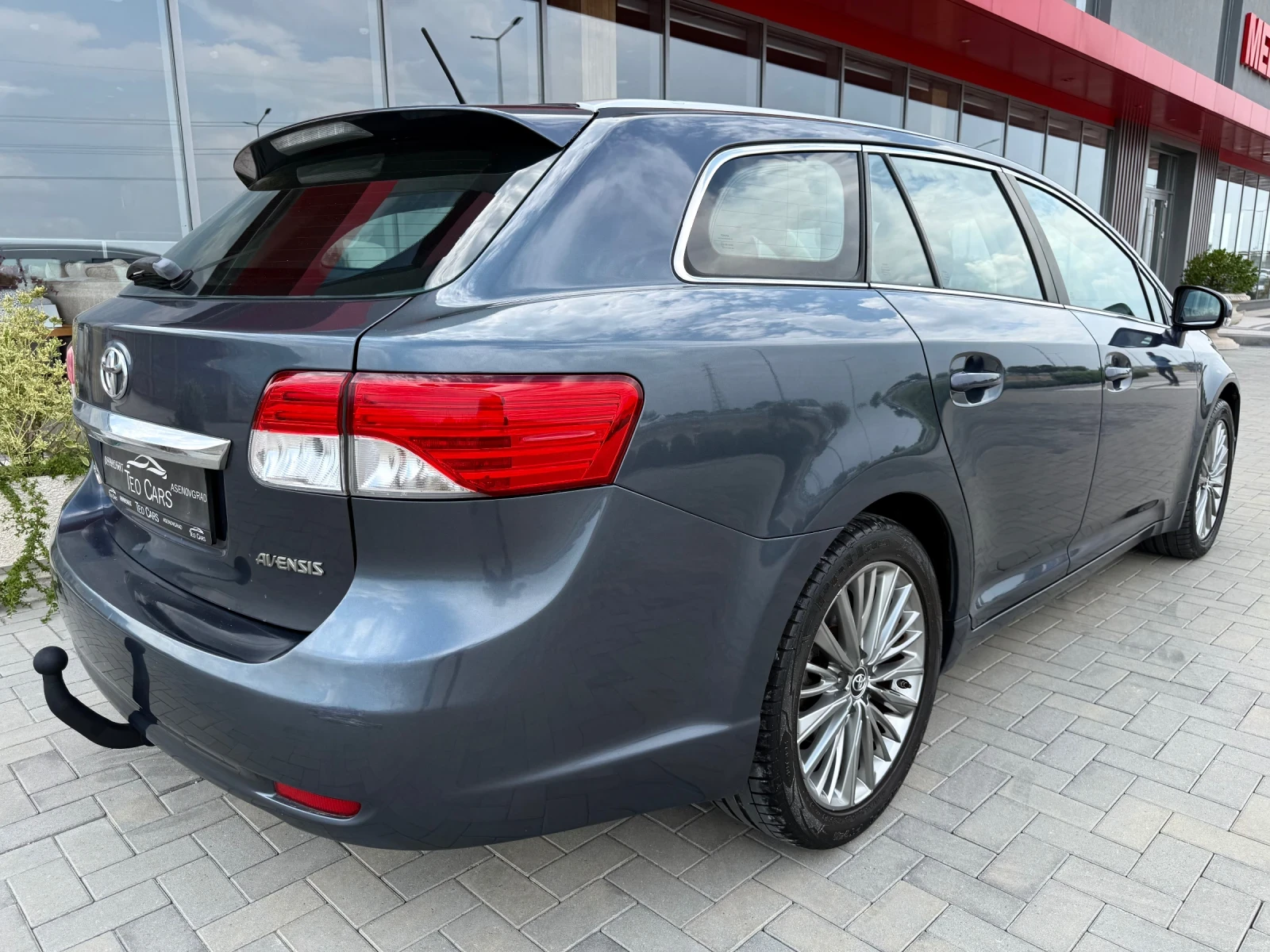 Toyota Avensis 1.8 VVT-i FACELIFT / NAVI / CAMERA / PODGREV , снимка 7 - Автомобили и джипове - 55326490