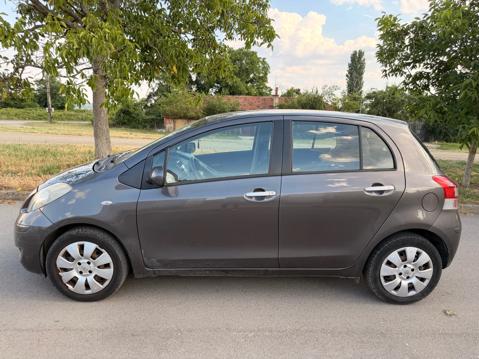 Toyota Yaris 1.33 VVT- I 100 hp EURO 4 , снимка 3 - Автомобили и джипове - 55335245