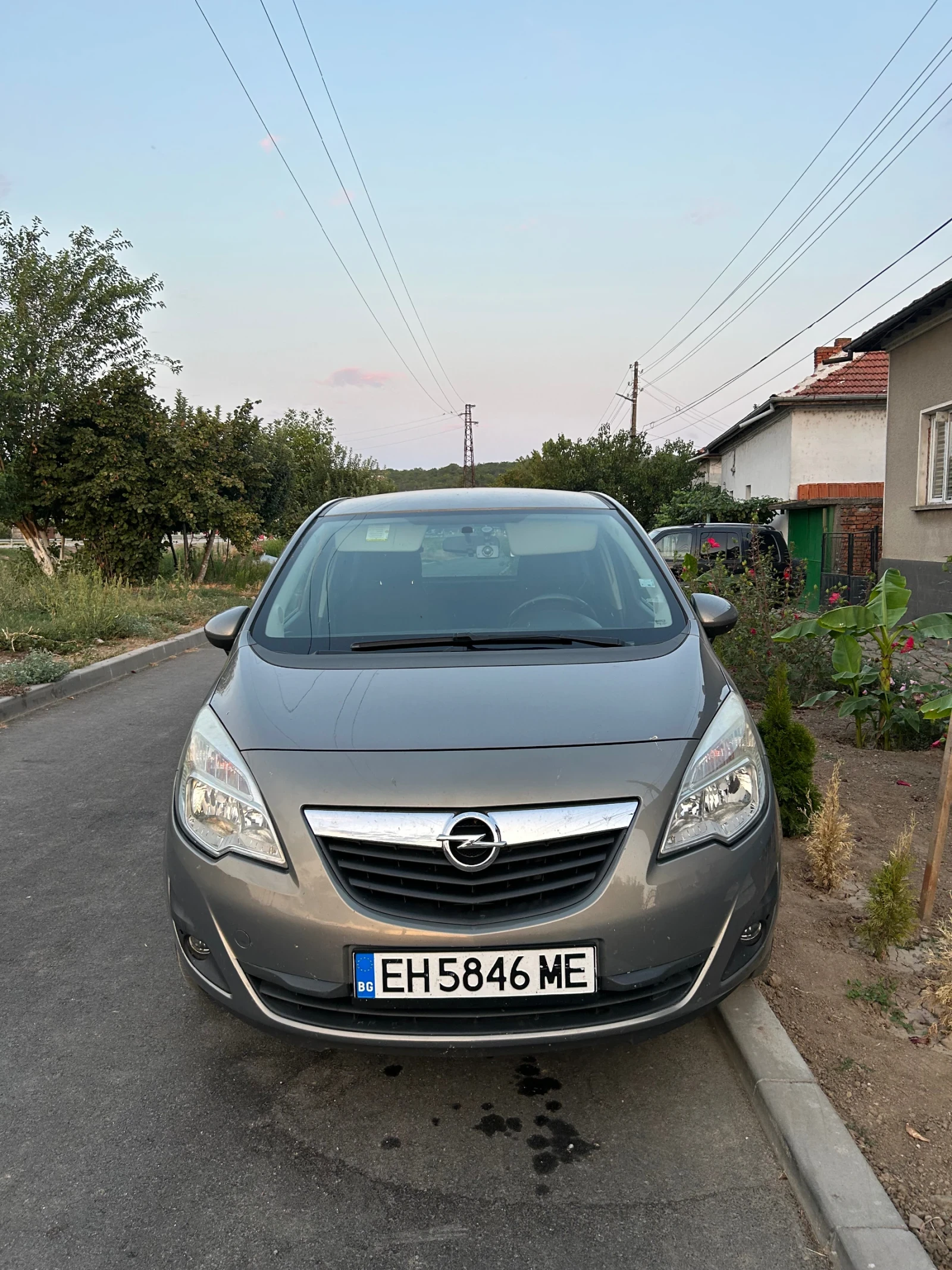 Opel Meriva 1.4 Turbo, снимка 15 - Автомобили и джипове - 55715714