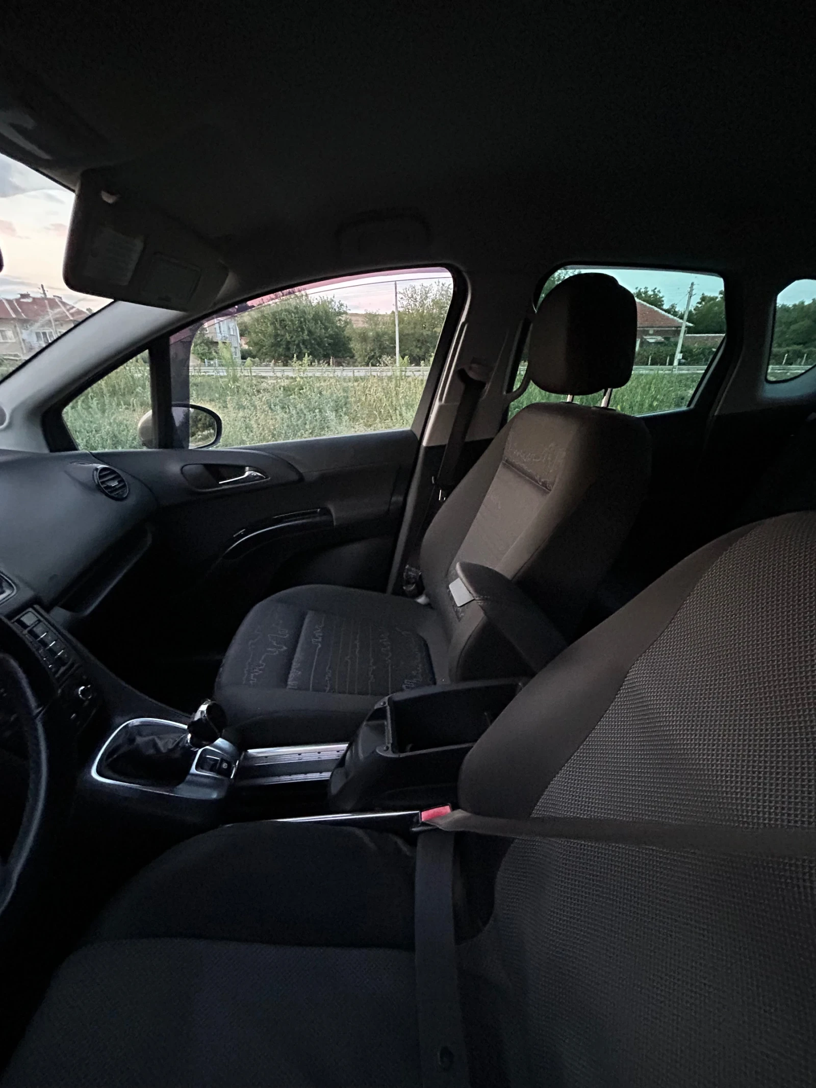 Opel Meriva 1.4 Turbo, снимка 6 - Автомобили и джипове - 55715714