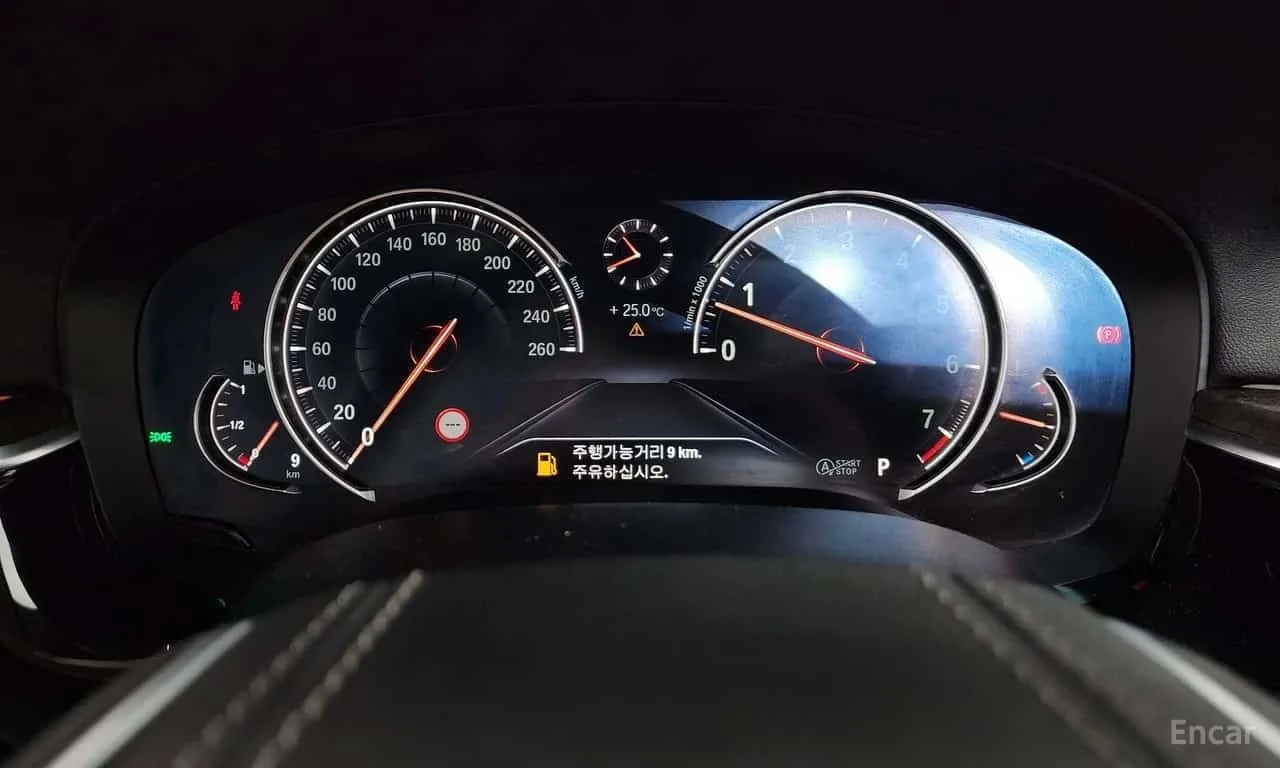 BMW 540 xDrive / 360 / HUD / Bowers & Wilkins / Обдухване , снимка 8 - Автомобили и джипове - 55770010