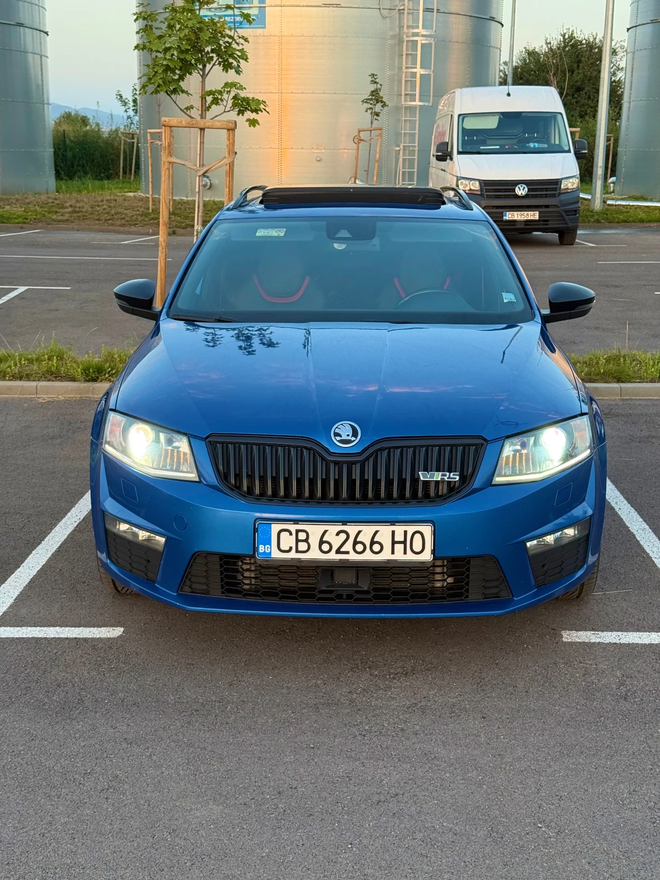 Skoda Octavia 2.0 TDI VRS 184к.с ПАНОРАМА ДИСТРОНИК CANTON, снимка 2 - Автомобили и джипове - 55891338