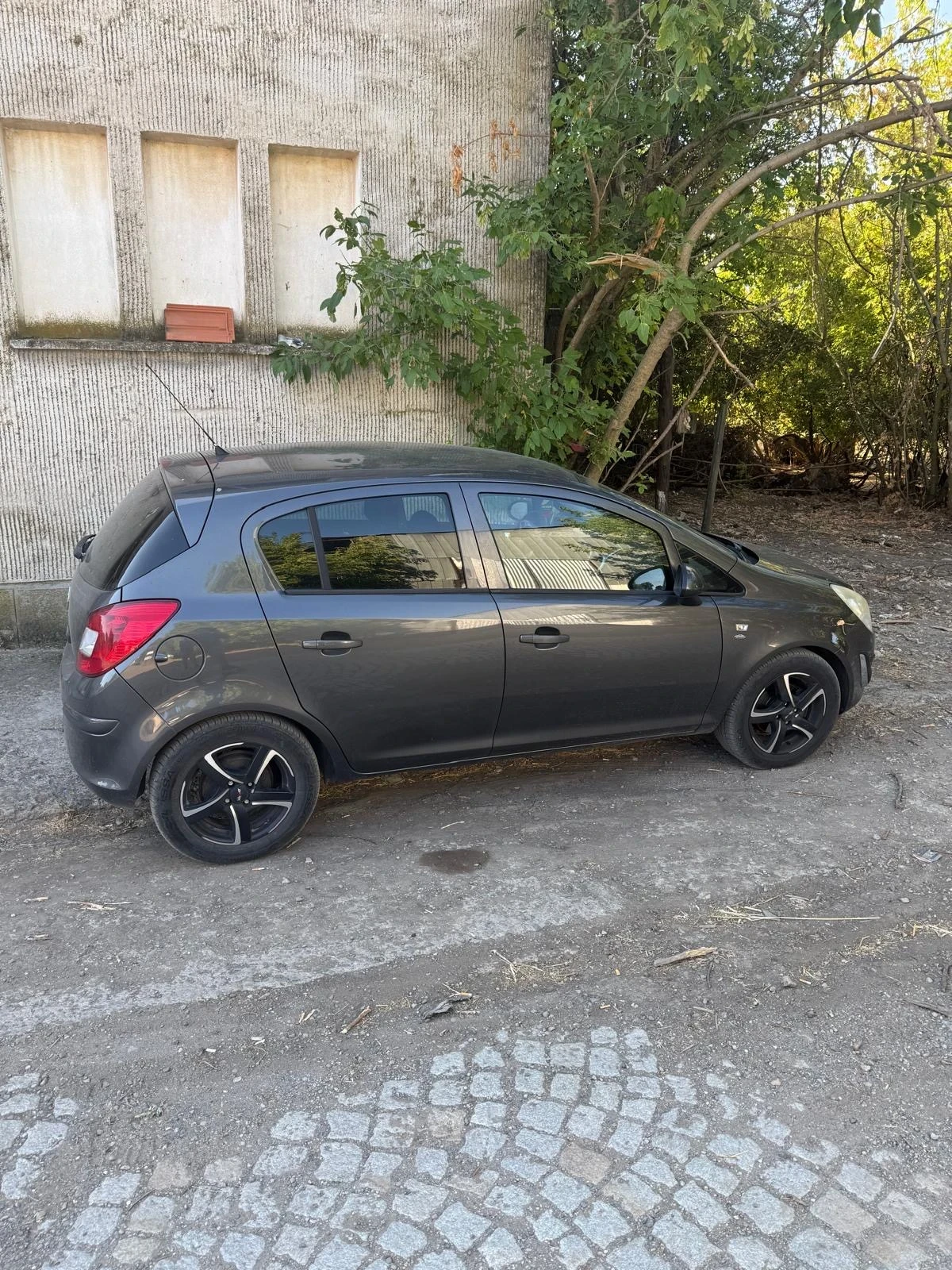 Opel Corsa Face lift, снимка 3 - Автомобили и джипове - 55901540