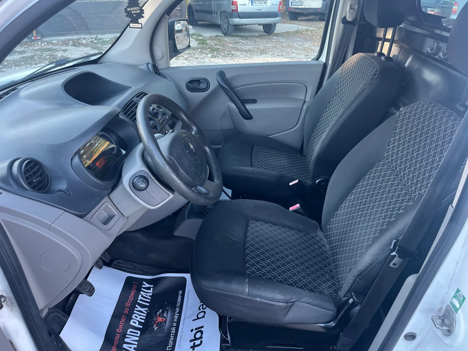 Renault Kangoo 1.5DCI КЛИМА, снимка 8 - Автомобили и джипове - 56356143