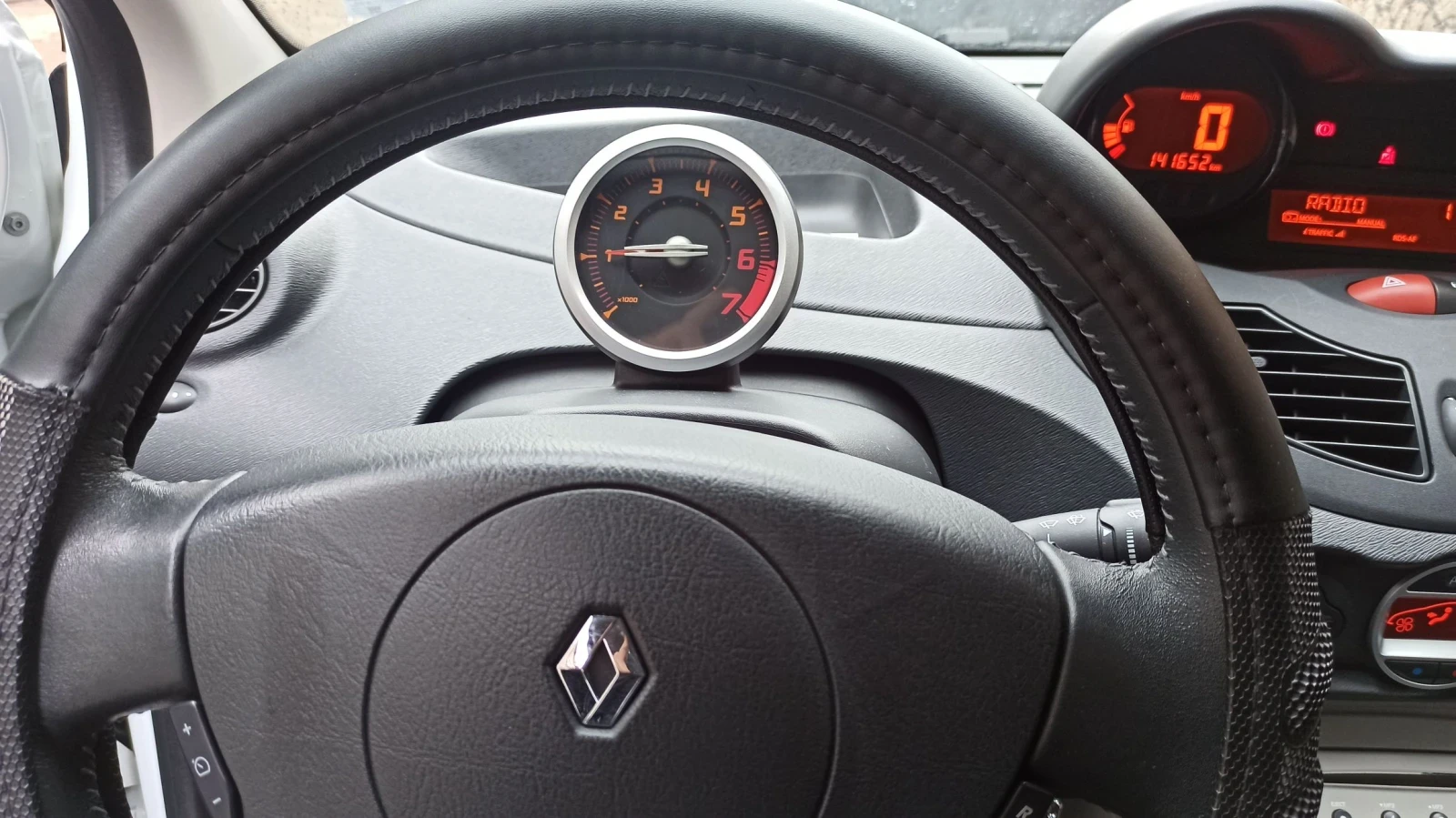 Renault Twingo IV, снимка 8 - Автомобили и джипове - 56494687