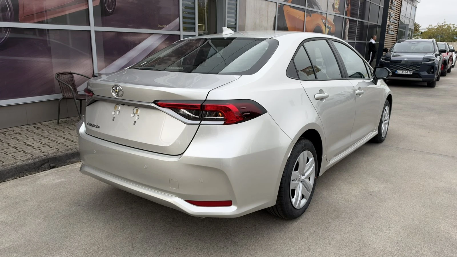 Toyota Corolla, снимка 4 - Автомобили и джипове - 56575223