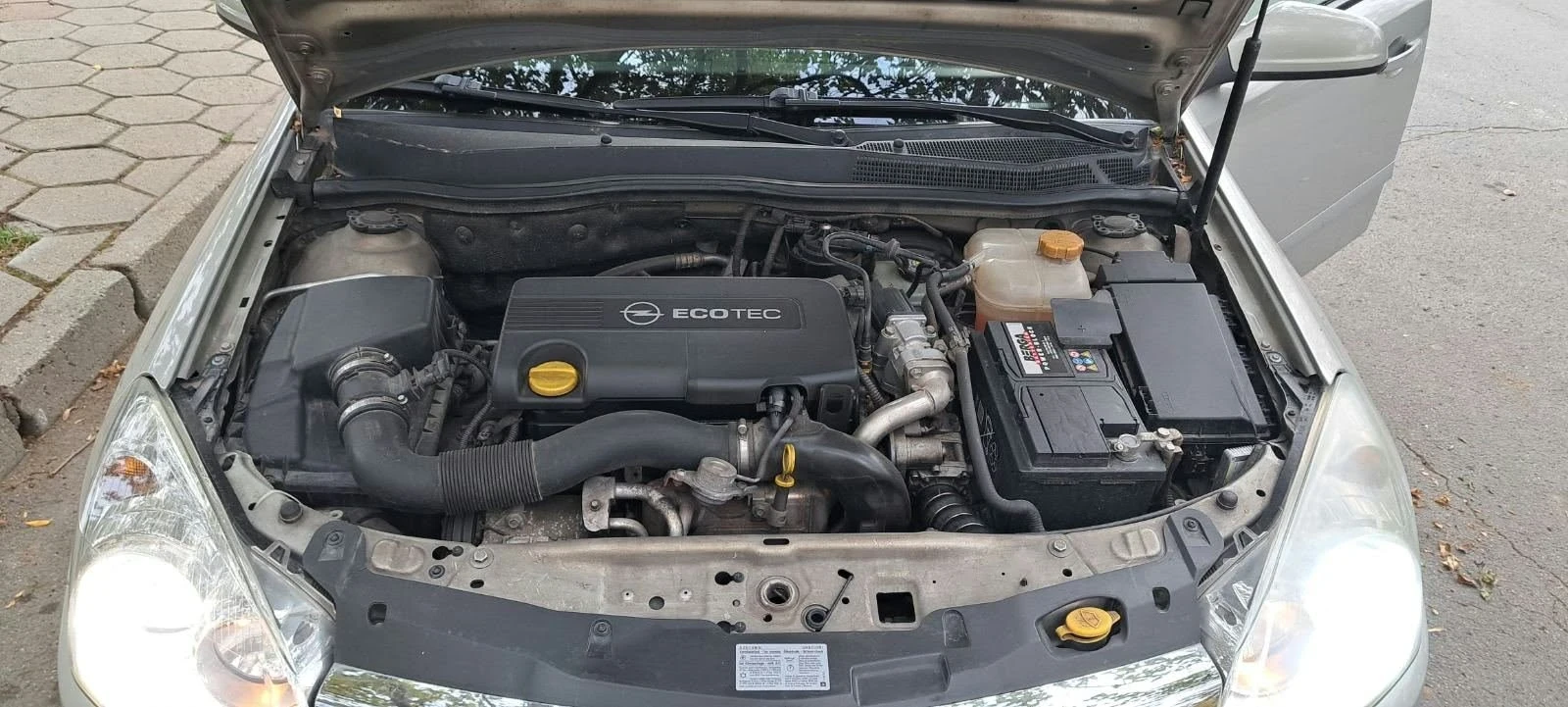 Opel Astra, снимка 12 - Автомобили и джипове - 56629086