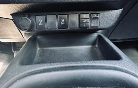 Toyota Hilux D-4D Double cab, снимка 11