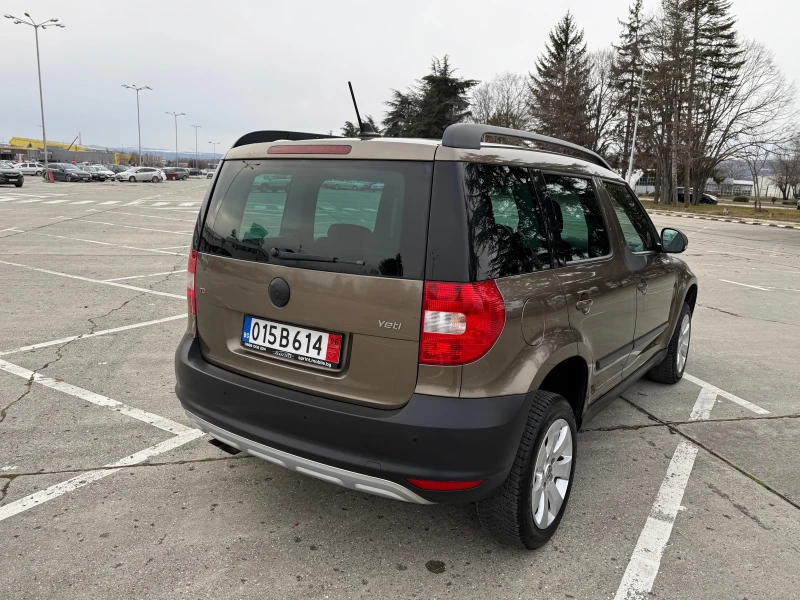 Skoda Yeti 2.0TDI///NAVI///, снимка 8 - Автомобили и джипове - 48668890