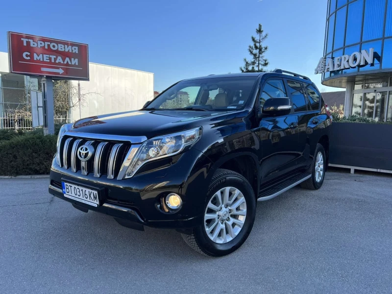 Toyota Land cruiser 2.8 D-4D, снимка 2 - Автомобили и джипове - 49639627