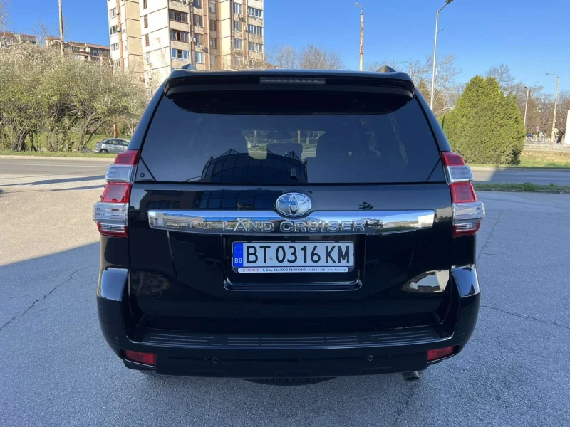 Toyota Land cruiser 2.8 D-4D, снимка 5 - Автомобили и джипове - 49639627