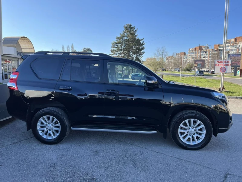 Toyota Land cruiser 2.8 D-4D, снимка 6 - Автомобили и джипове - 49639627