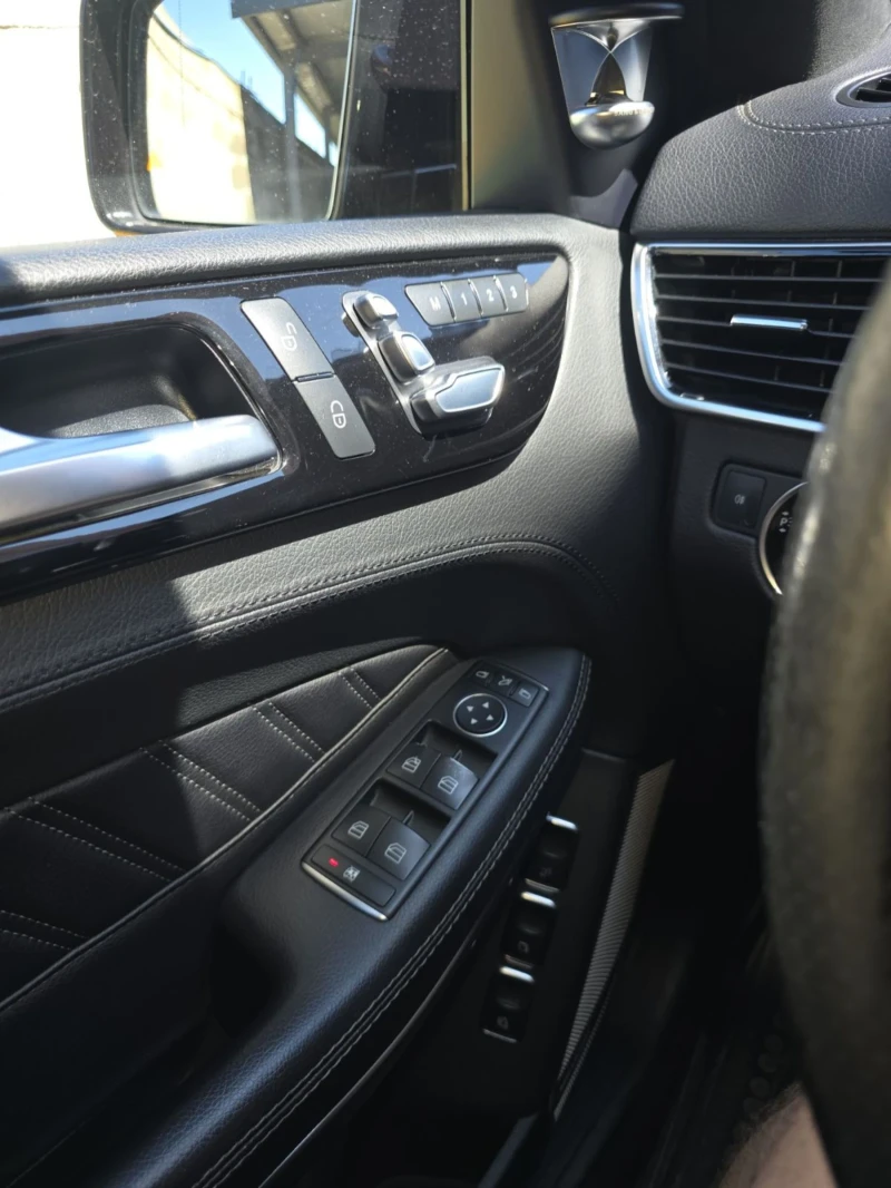 Mercedes-Benz GLS 500, снимка 7 - Автомобили и джипове - 51550843